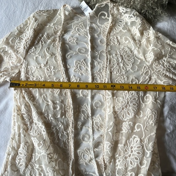 L Space Lace Kimono Cover Up Size M/L - Picture 6 of 8